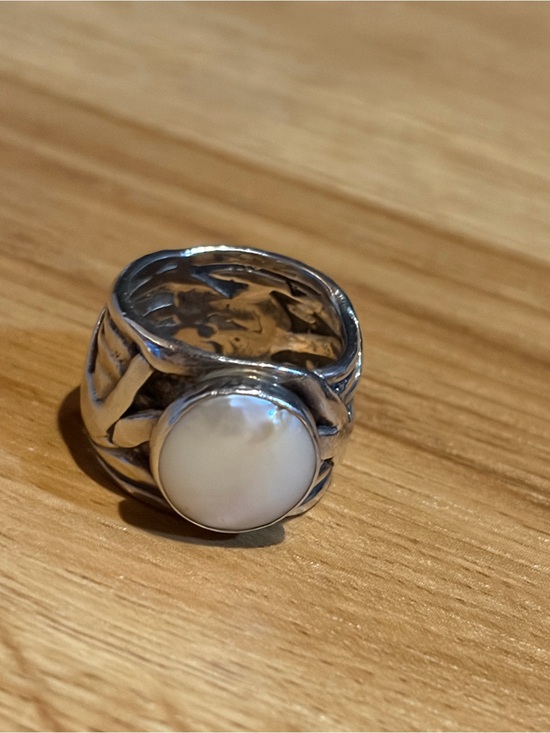 Silpada Jewelry - Silpada Silver Ring with Cream Mother-of-Pearl Cabochon